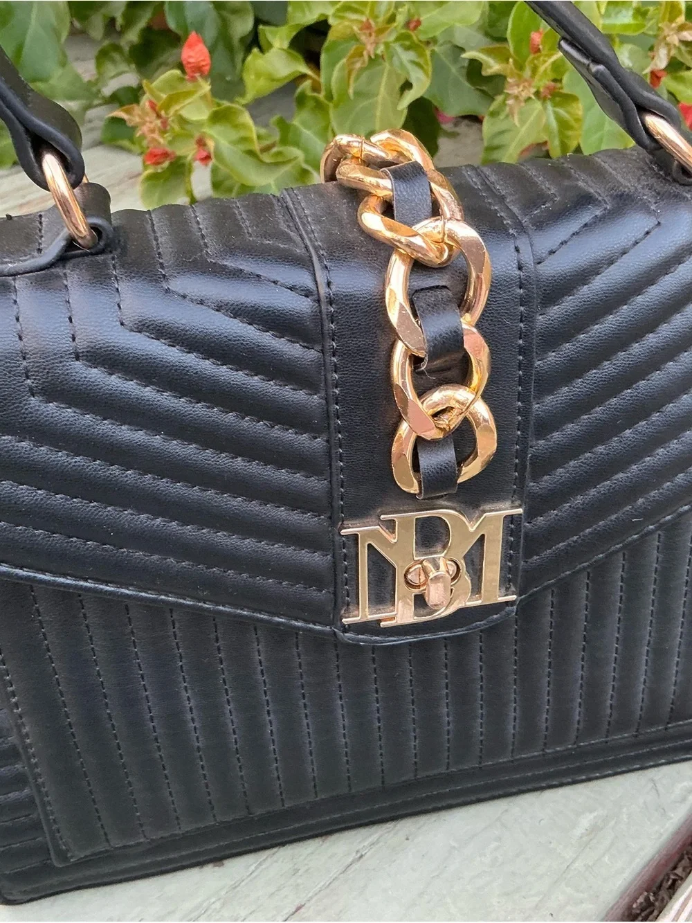 Badgley Mischka Handbag/Purse Soft Black Leather Diamond Quilted Flap Black/Gold